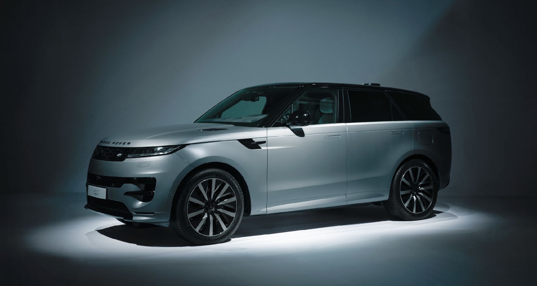 RANGE ROVER SPORT ELECTRIC : 550 CH ET 609 KM WLTP