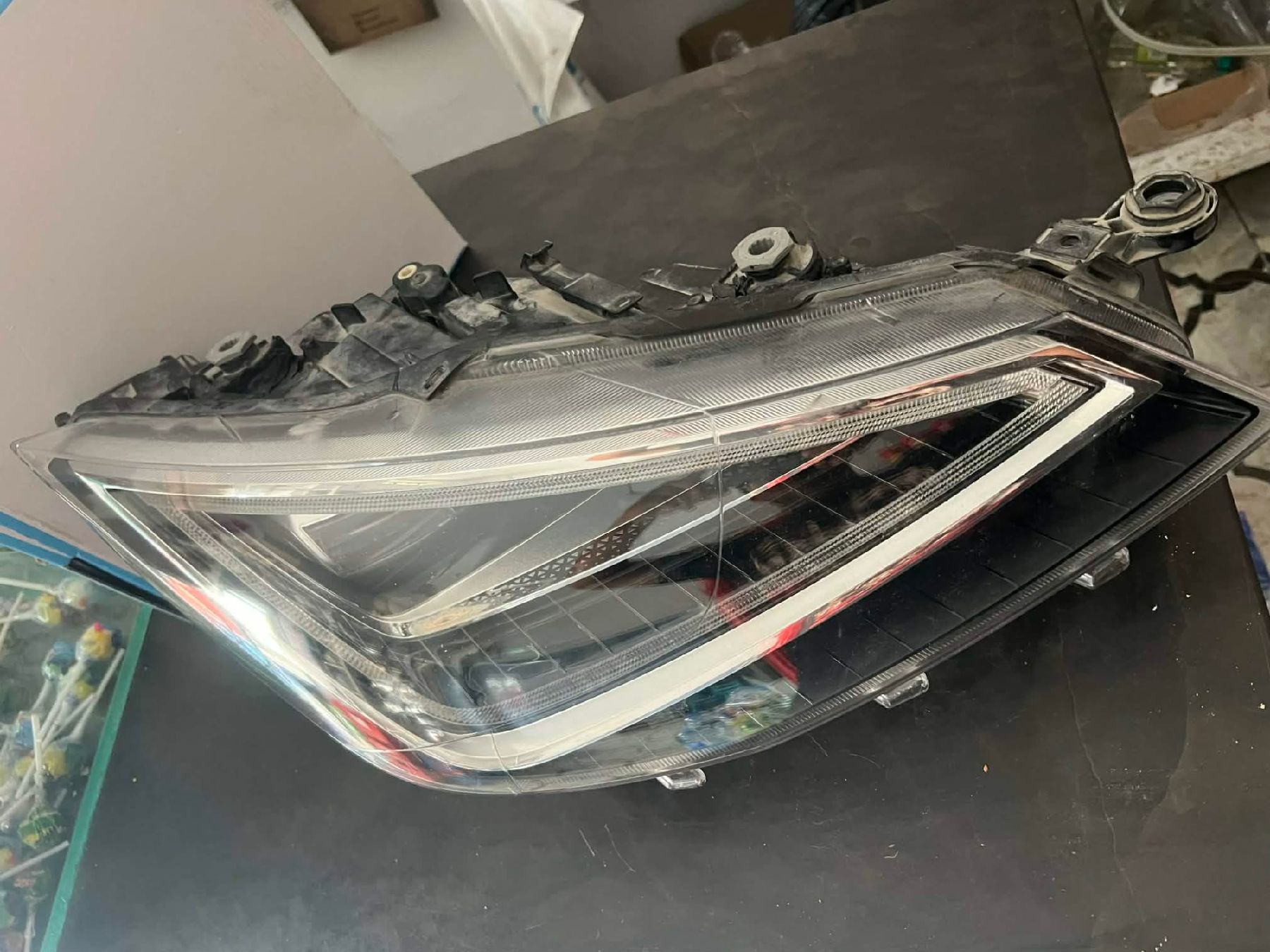 Fhare avant droite Seat Ibiza fr 2023