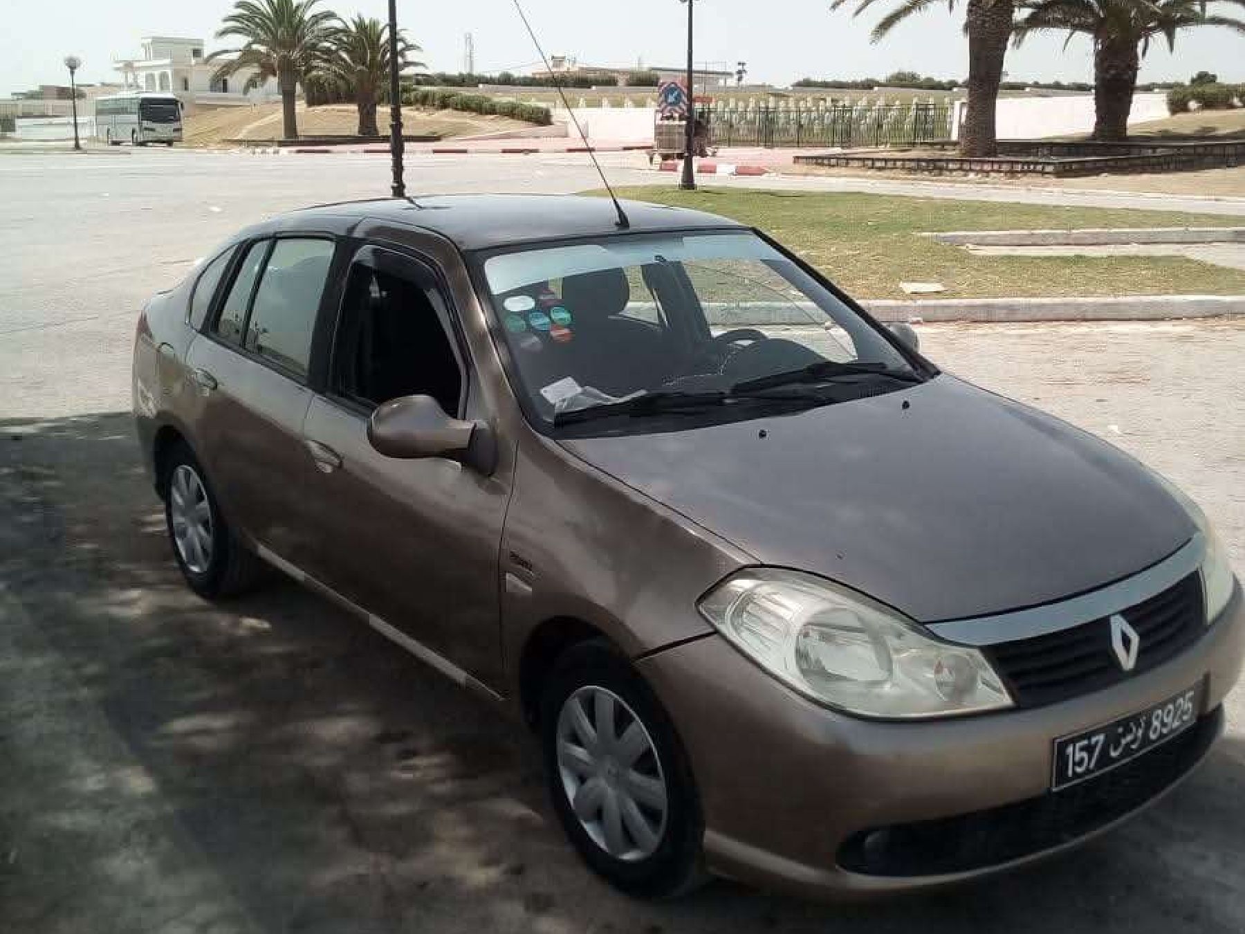 Renault Symbol 1.2 16V (75 CH)