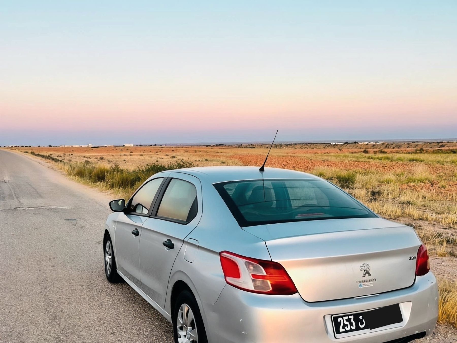 Peugeot 301 1.6 VTi (115 Hp) Automatic