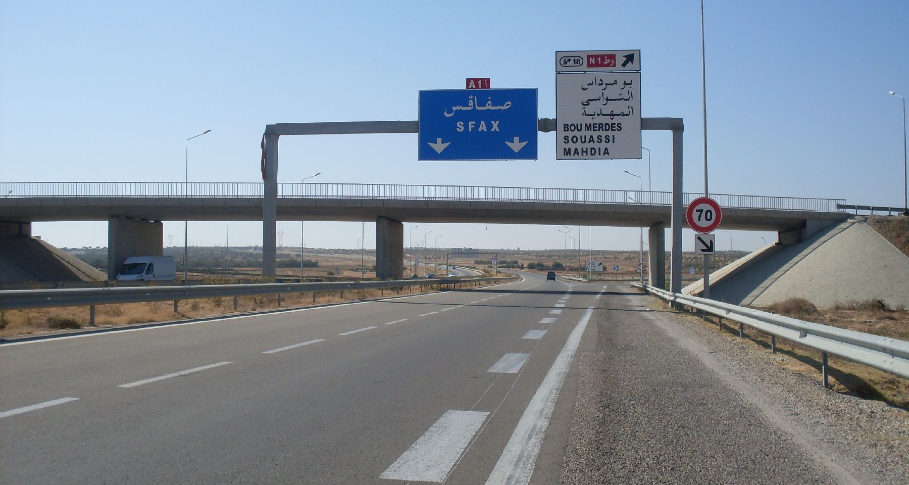 AUTOROUTES : 75 KM DE GLISSIÈRES ENTRETENUES OU INSTALLÉES