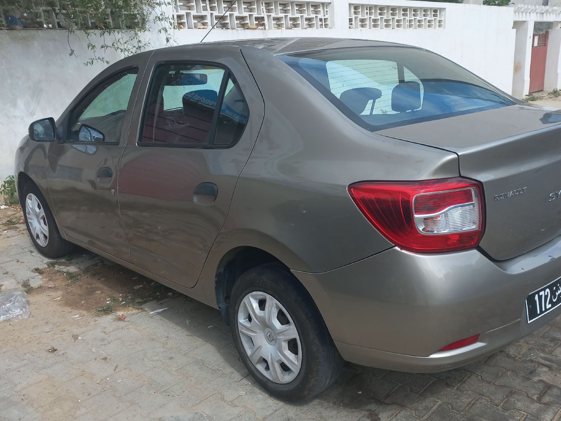 Renault Symbol 1.2 16V (75 CH)